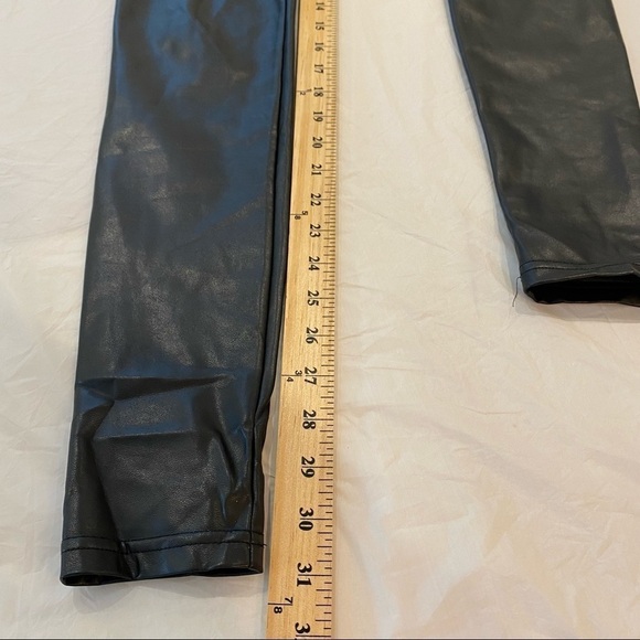 Wilfred Free Faux Leather Daria High Waisted Leggings Black size XS - Picture 8 of 12